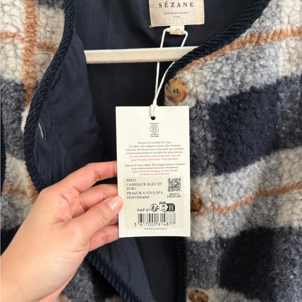 Sezane Fred Vest - Plaid Sherpa Vest - Picture 2 of 6